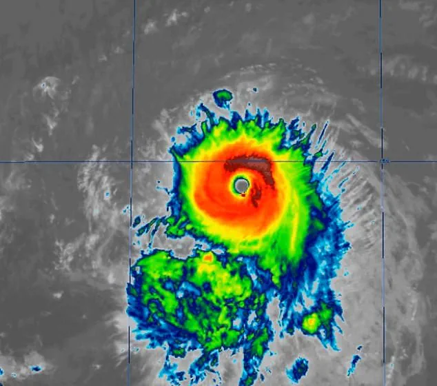Hurricane Kiko Re-Intensifies to Category 4, Prompting Concerns as It Moves Toward Hawaiian Islands