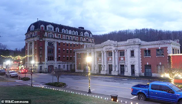 Grafton's 1964 Mystery: The Night a Headless Giant Stood in the Moonlight