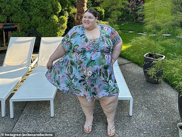 Jaelynn Chaney’s Bold Campaign for Free Additional Seats on Flights Sparks Fierce Debate Over Plus-Size Travel Rights