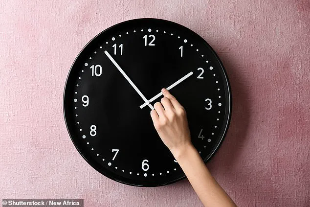 Health Risks of Ending Daylight Saving Time: 'A Disruption to the Body’s Internal Clock' – Sleep Specialist Warns