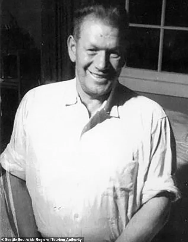 The Maury Island Incident: How a 1947 UFO Sighting Launched the Men in Black Legend, According to New Book 'Catastrophic Disclos'