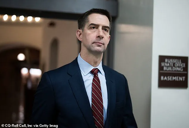 Bipartisan Figures Condemn Trump's Venezuela Operation Amid Growing Controversy