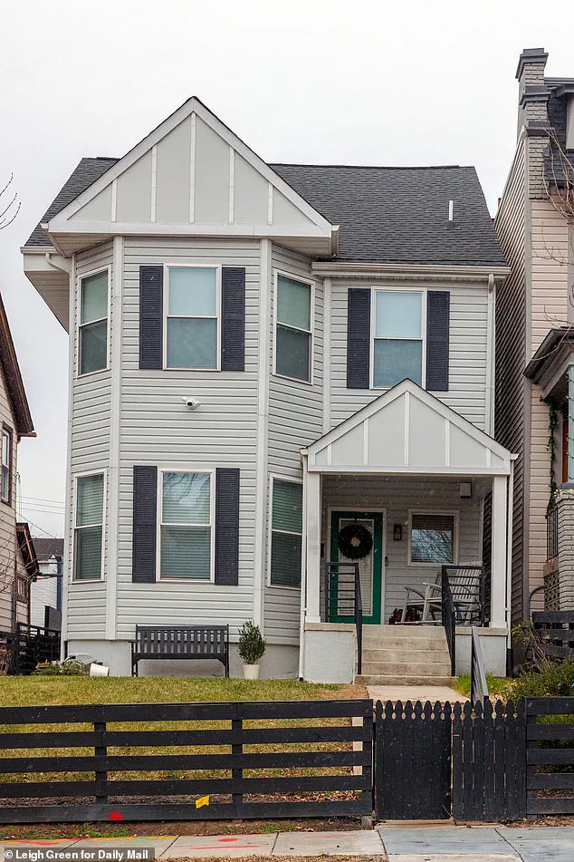 Privileged Legal Access Uncovers Residency Disqualification Risk for Governor's Successor