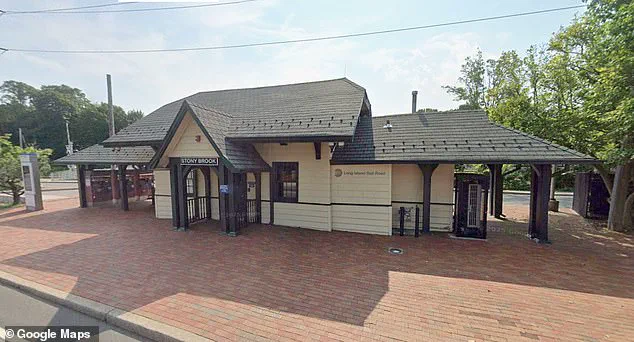 15-Year-Old Thomas Medlin Missing After Secretly Boarding Train to Meet Online Stranger via Roblox