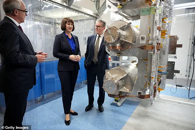 The Quantum Computing Crisis: How Q-Day Threatens Global Cybersecurity and the Race for Unbreakable Encryption