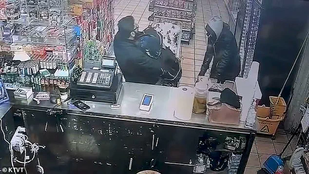 Miraculous Rescue in Fort Worth: Community Intervention Saves Homeless Woman from Freezing to Death