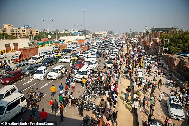 Three Teen Sisters Jump to Death in Ghaziabad After Parents Confiscate Phones