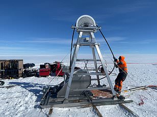 Race Against Time: $80 Billion 'Seabed Curtain' Plan to Save Doomsday Glacier as Sea Levels Loom
