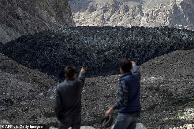 3,100 Surging Glaciers Signal Dire Climate Impacts, Puzzle Scientists