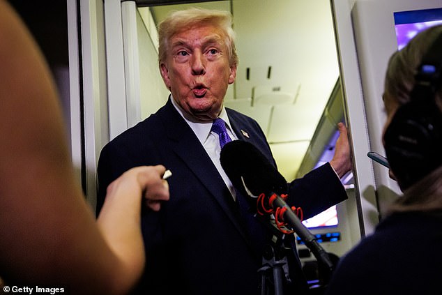 Trump Dodges Questions on Alleged Affair Between Noem and Lewandowski