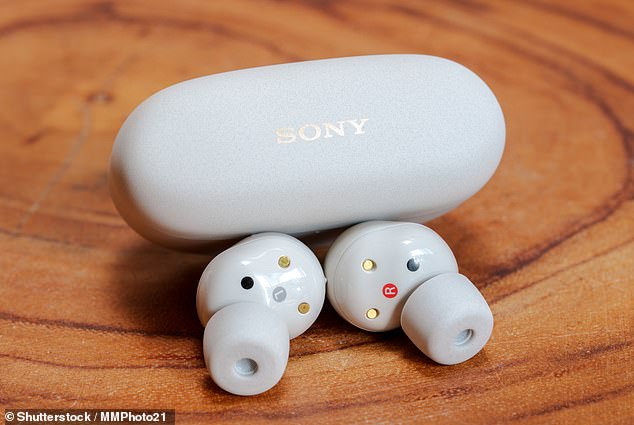 Toxic Chemicals Found in Major Headphones Brands: Cancer and Health Risks Revealed