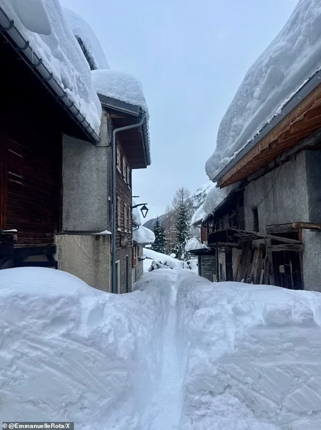 Unprecedented Snowfall and Avalanche Risks Force Evacuations in Italian and Swiss Alps