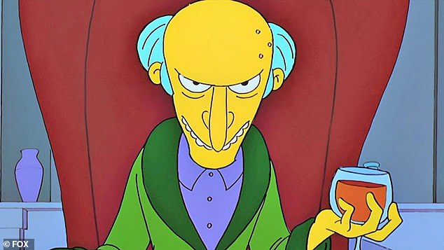 Unmasking Dark Leaders: How Psychopathy, Narcissism, and Machiavellianism Threaten Organizations – Expert Insights