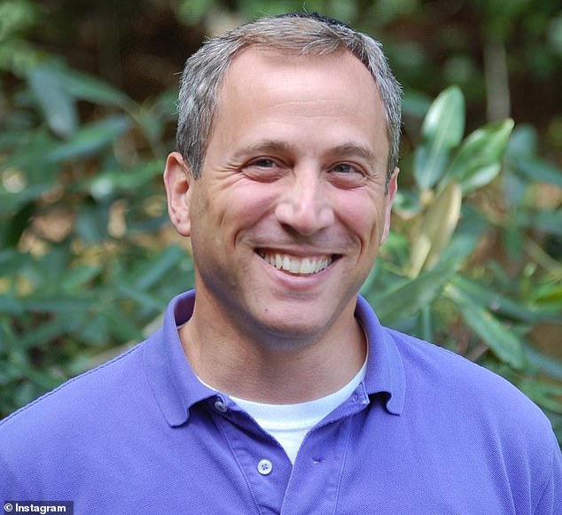 Polar Vortex Split Could Delay Spring's Arrival, Experts Warn