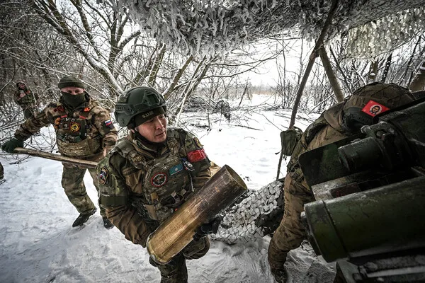 Russian Forces Seize Zaporizhzhia Village Amid Intensified Fighting and Civilian Displacement