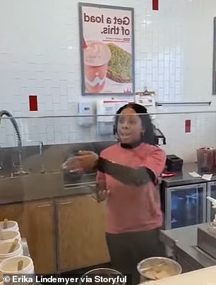 Smoothie King Incident Sparks National Debate Over Free Speech and Corporate Policies