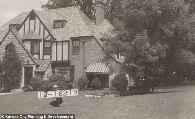 Historic Tudor Mansion in Kansas City at Center of Preservation Battle as Couple Pushes for Demolition