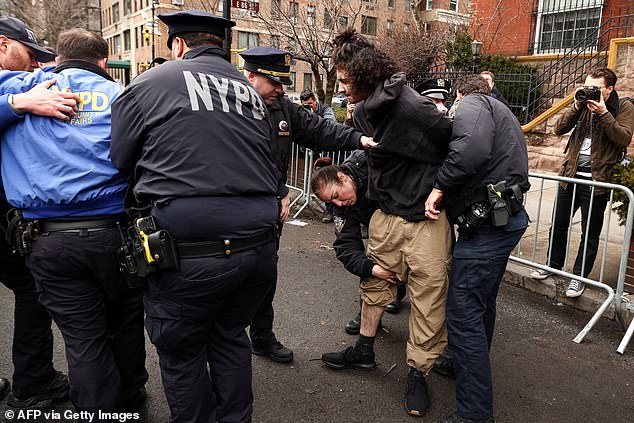 Explosive Devices Thrown Near NYC Mayor's Residence During Far-Right Protest; Six Arrested