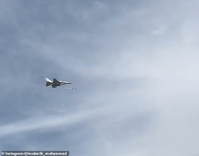 UAE F-16E Intercepts Iranian Shahed-136 Drone Over Dubai Beach in Dramatic Aerial Showdown