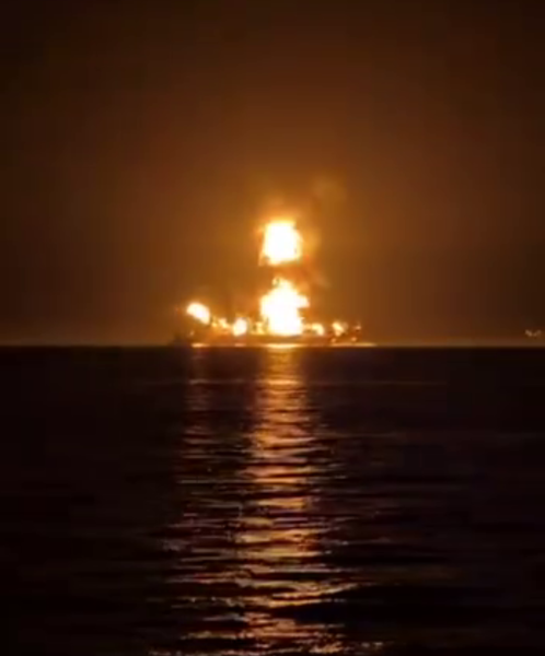 Booby-Trapped Boat Attacks Third Oil Tanker Off Iraq Coast as Perpetrators Remain Unknown