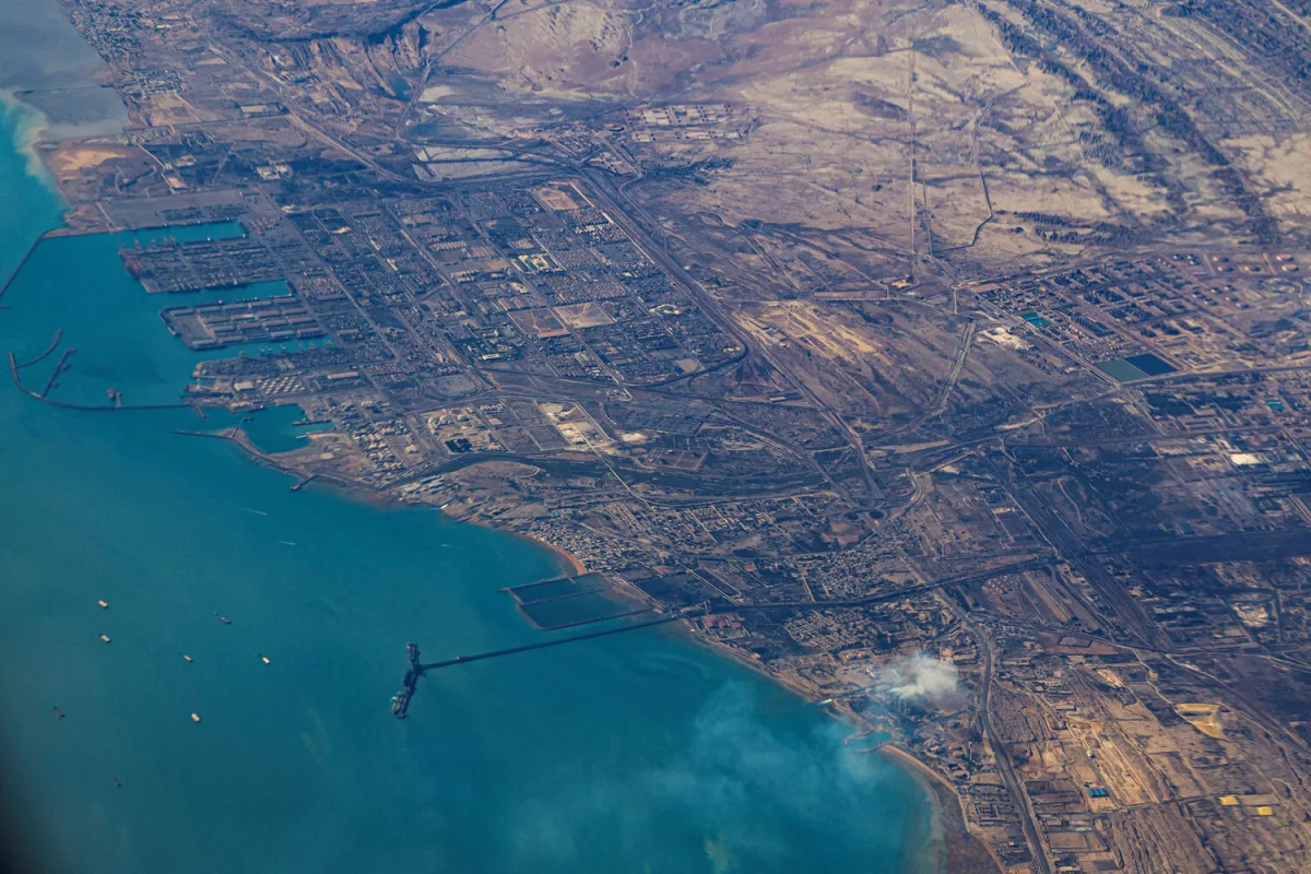 Iran Warns of Retaliatory Strikes as U.S. Threatens Escalation Amid Rising Tensions