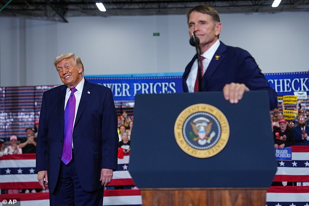 Unexpected Collapse at Trump Rally Prompts Urgent Call for Doctor