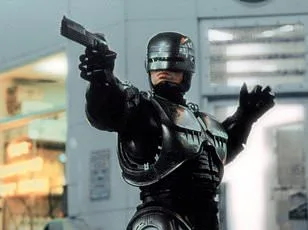 Humanoid Robot Causes Alarm in Macau, Sparking Global Debate on Robotics Integration