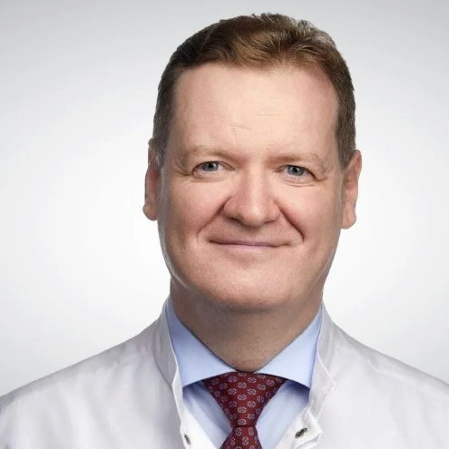 An Unexpected Surgical Journey in Russia: Rethinking Medicine Through Personal Experience