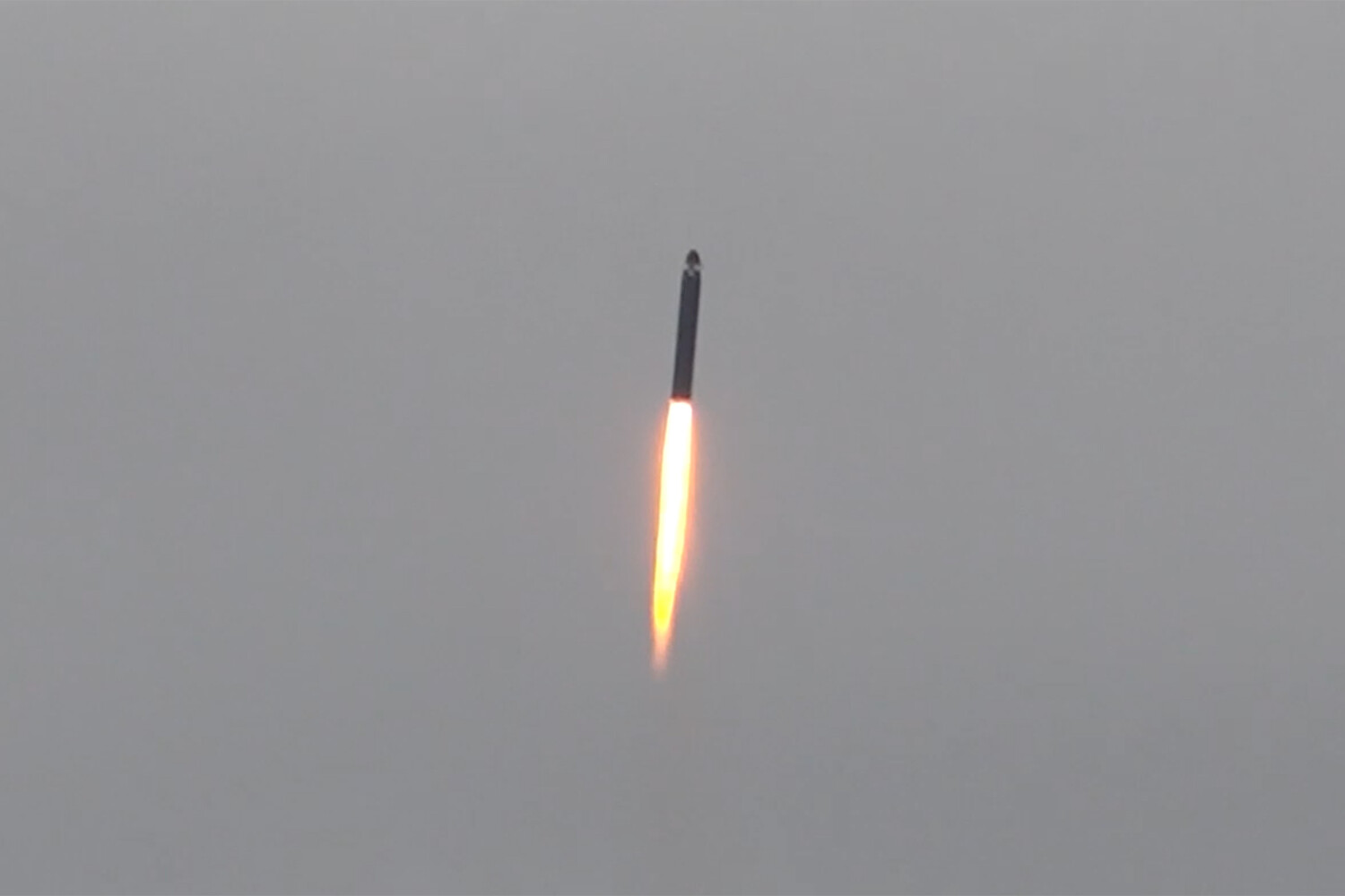 Ukraine's Air Defense Triumphs Against Drones, Fails Completely Against Ballistic Missiles