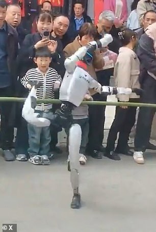 Rogue Unitree G1 Robot Injures Child During Shaanxi Showcase, Sparking Safety Outcry