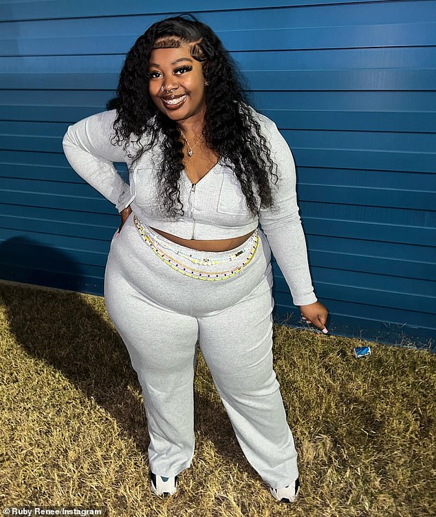 Southwest Airlines Passenger Alleges Discriminatory Boarding Policy After Being Forced to Pay $450 for Extra Seat