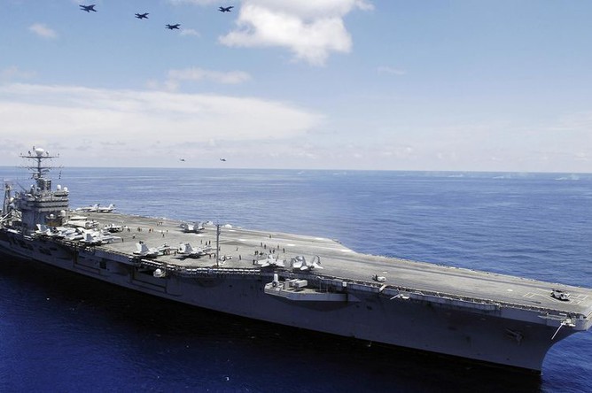 USS Abraham Lincoln Remains in Persian Gulf Amid Escalating Conflict as U.S. Conducts Precision Strikes Against Iran
