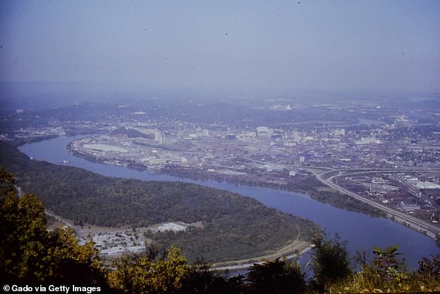 Hazardous Air Quality Sparks 'Stay Indoors' Advisories Across Tennessee, Georgia, and Alabama as PM2.5 Levels Reach Life-Threatening Levels