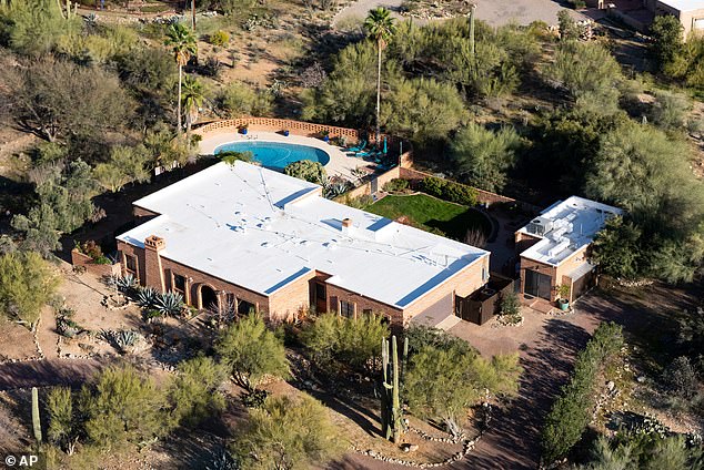 Savannah Guthrie Breaks Down in Emotional Interview as Speculation Links Mother's Abduction to Her Fame