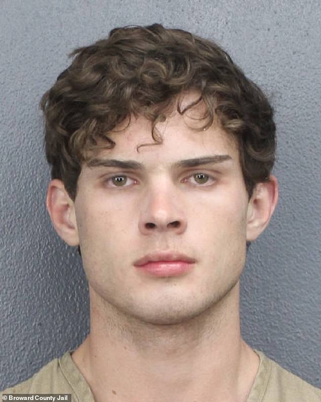20-Year-Old Streamer Clavicular Arrested in Florida Over Livestream Altercation with Girlfriend and Influencer Jenny Popach