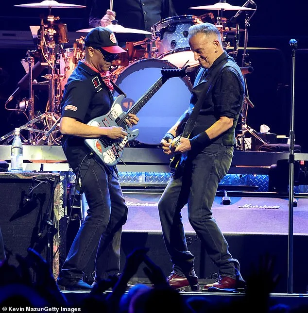 Bruce Springsteen's Defiant Stand: How a Cultural Icon's Protest Resonates in an Era of Eroding Trust