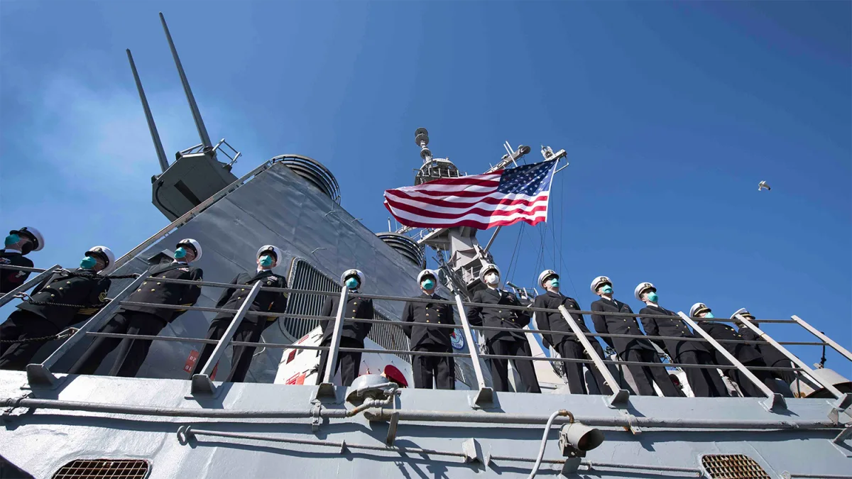 U.S. Navy Ships Narrowly Escape Iranian Attack in Strait of Hormuz as Tensions Escalate
