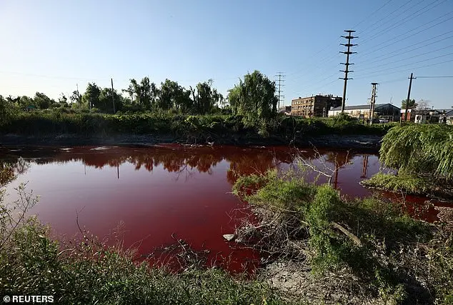 Blood-Red River in Argentina Causes Panic Among Residents