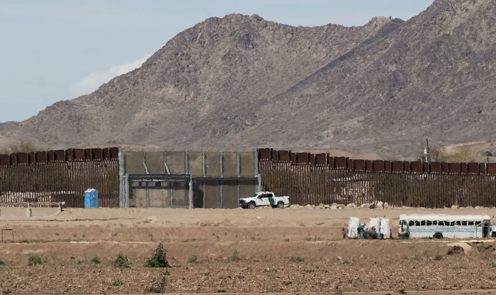 Coyotes Impersonating Border Patrol Officers to Smuggle Migrants