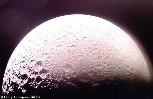 Stunning Timelapse Videos of Earth Setting Over the Moon's Surface