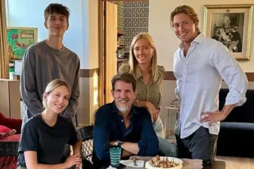 Exclusive Insights into Royal Etiquette: Meghan Markle's Account of Affection vs. Reserve