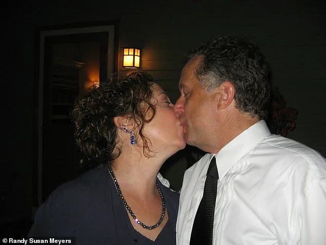 Therapist's Husband Leaves Home With Mysterious Text Message