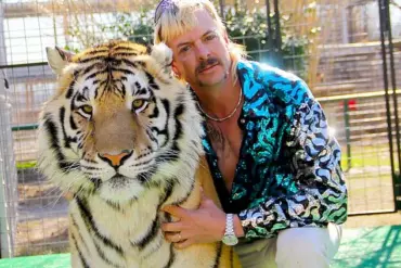 Trump's Pardon of Chrisleys Sparks Debate: 'A Necessary Act of Mercy for Families in Need,' Says Former President