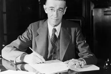 From Card Catalogs to the Internet: The Transformation of Research Methods