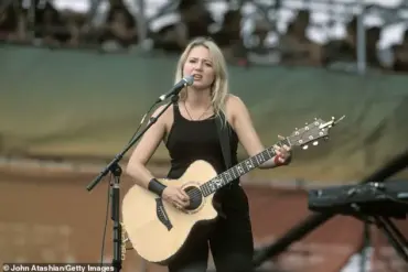 Jewel: From Car to Chart-Topping Success – 'The Road Was My First Album'