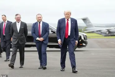 Behind Closed Doors: The White House Cabinet Room's Exclusive Collection of Power and Heritage