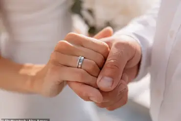 Bride's Dilemma: Navigating Personal Expression and Familial Expectations in the Digital Age