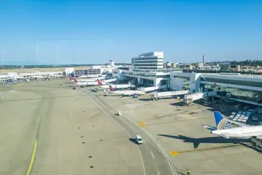 Electrician Sues Port of Seattle Over Promotion Denial, Alleging Race, Gender, and Sexual Orientation Bias