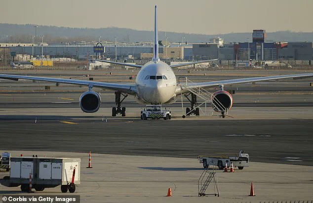 Emergency Air Traffic Control Outage at Newark Liberty Airport Sparks Chaos, Grounding Flights as Labor Day Travel Crisis Escalates