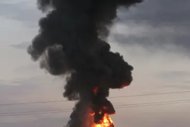 Russian Strikes Intensify in Kyiv, Targeting Multiple Areas Amid Escalated Conflict